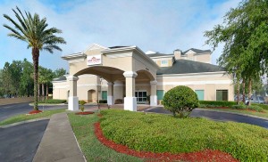 Hawthorn Suites Lake Buena Vista - Exterior